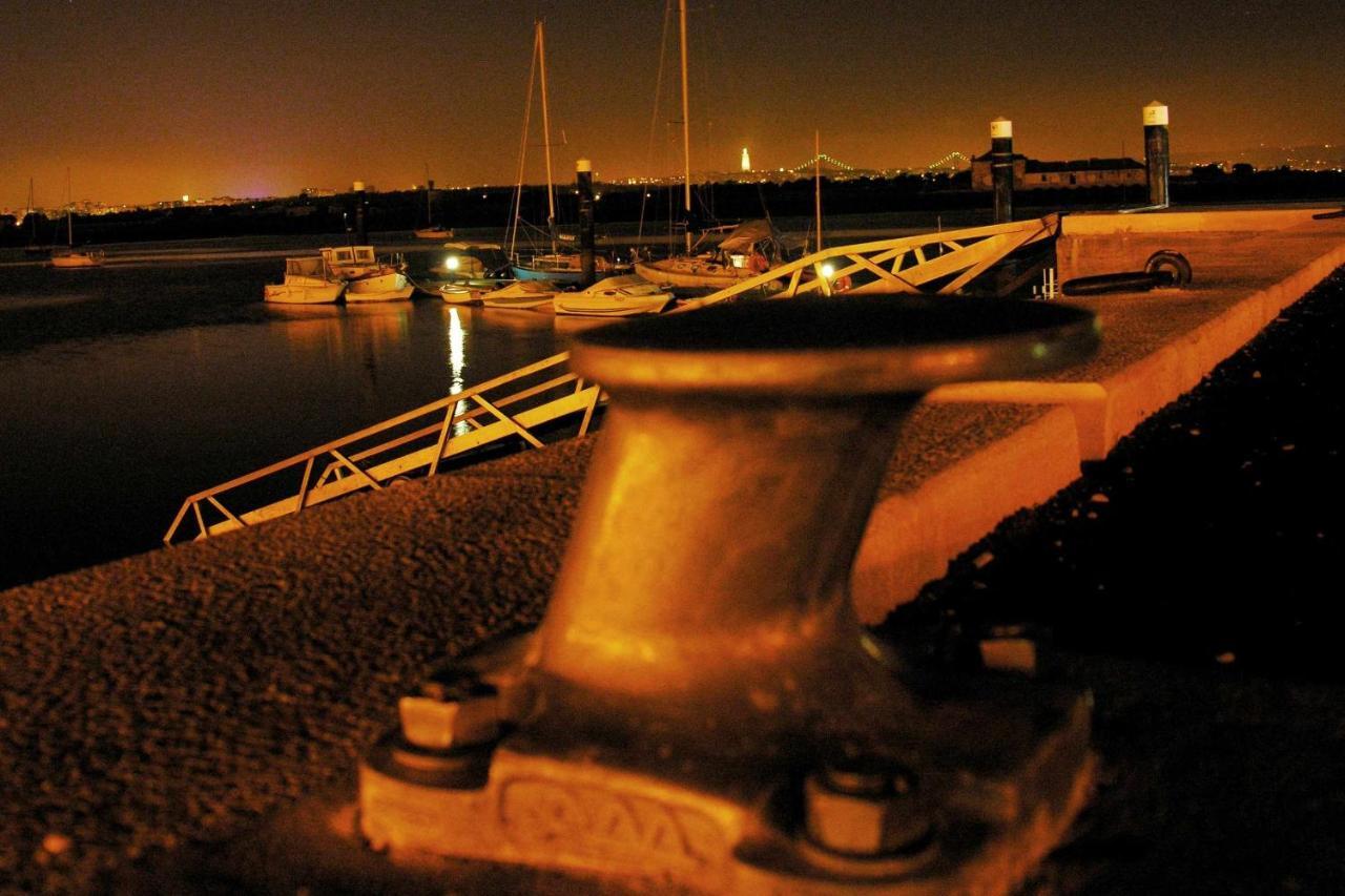 The Boat Apartamento Tematico Seixal  Exterior photo